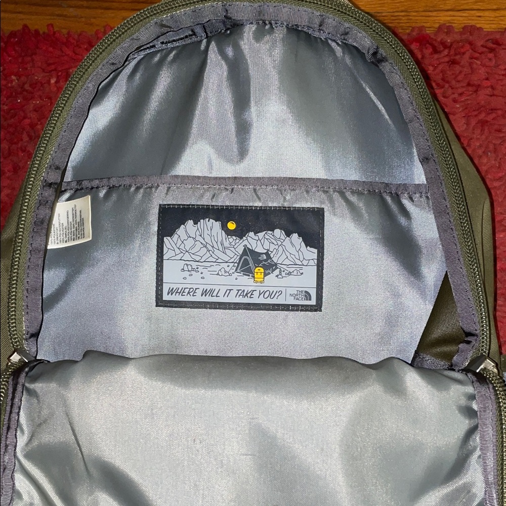 The North Face Jester Men's or Women’s Green, Camouflage Backpack. - Picture 4 of 6